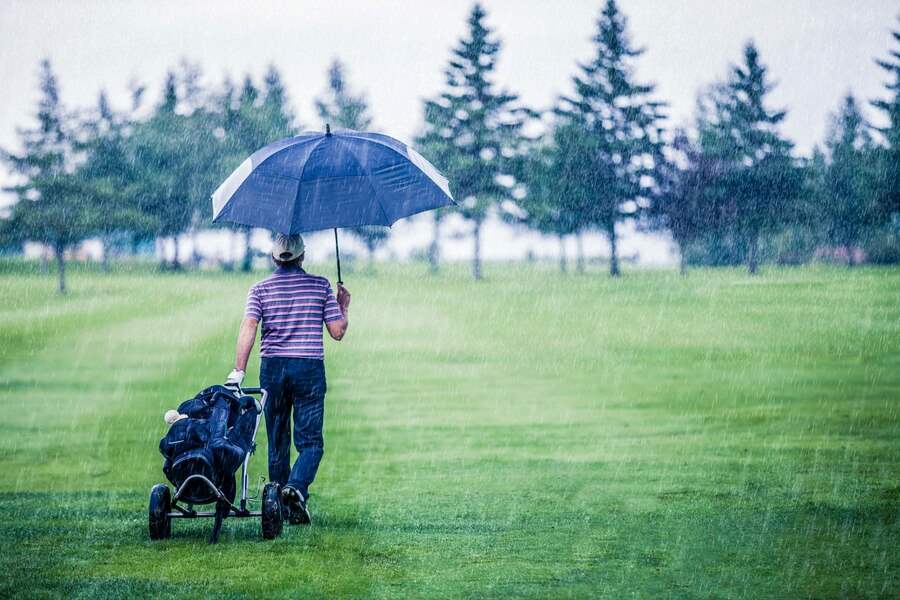 Fairway Protection: The Golf Umbrella Guide for Comfortable Golfing Experiences